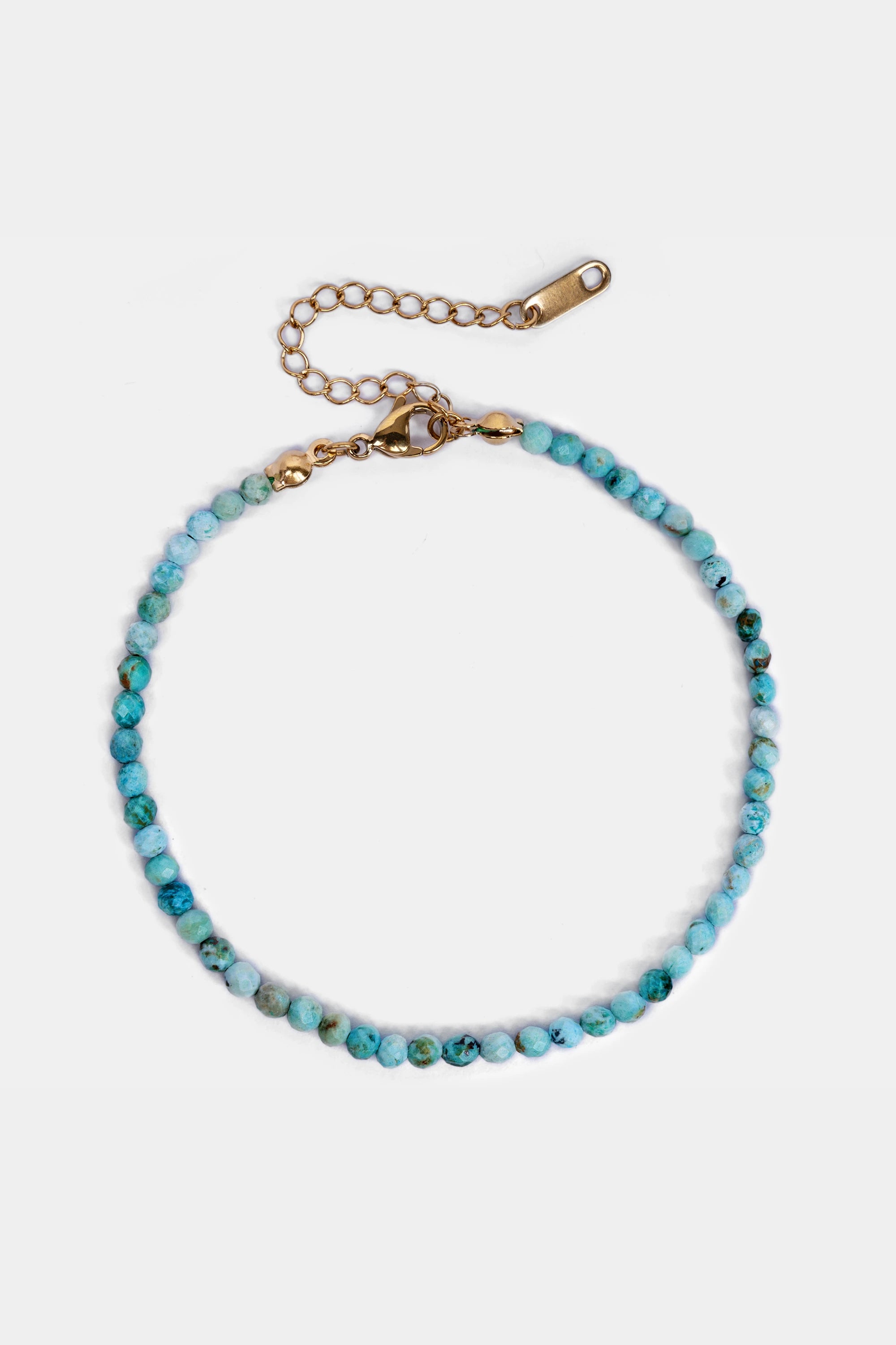 faceted turquoise beaded bracelet close-up with 18k gold clasp – Velvet Luminance jewelry