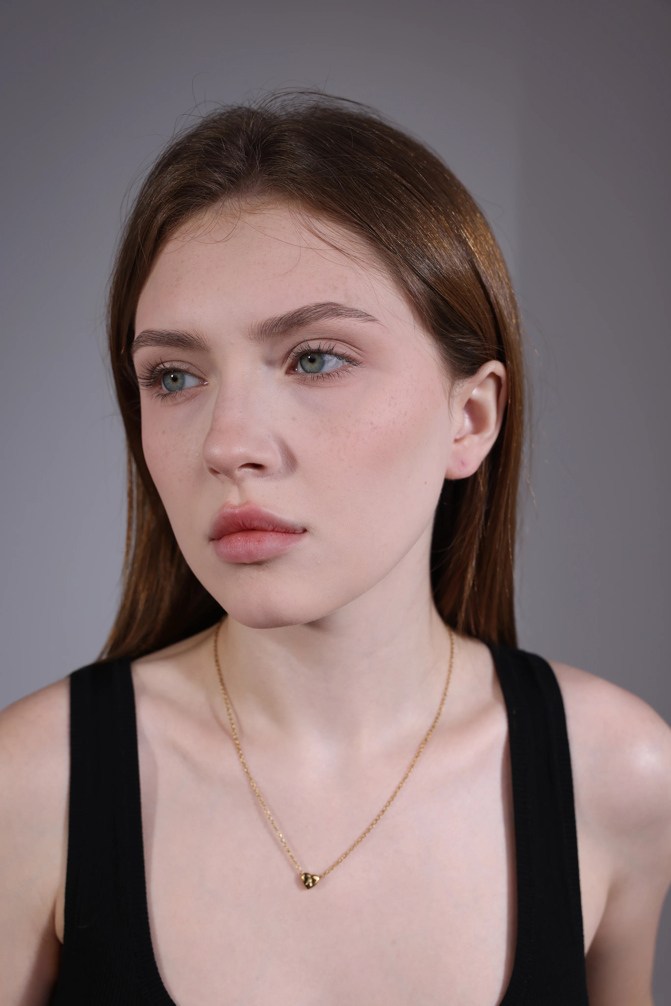 front portrait with gold heart A necklace – minimalist jewelry